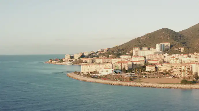 déménager à Ajaccio